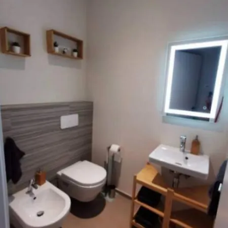 Apartment One Bedroom 2022 Flat W Terrace&parking-75m